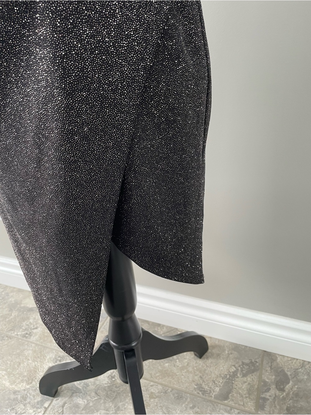 LE CHATEAU - Black Sparkle Spaghetti-Strap Dress - Picture 3 of 6